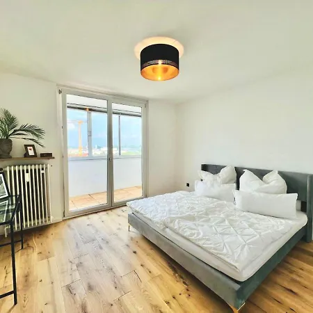 2-zimmerwohnung - Super Blick! Apartment Augsburg